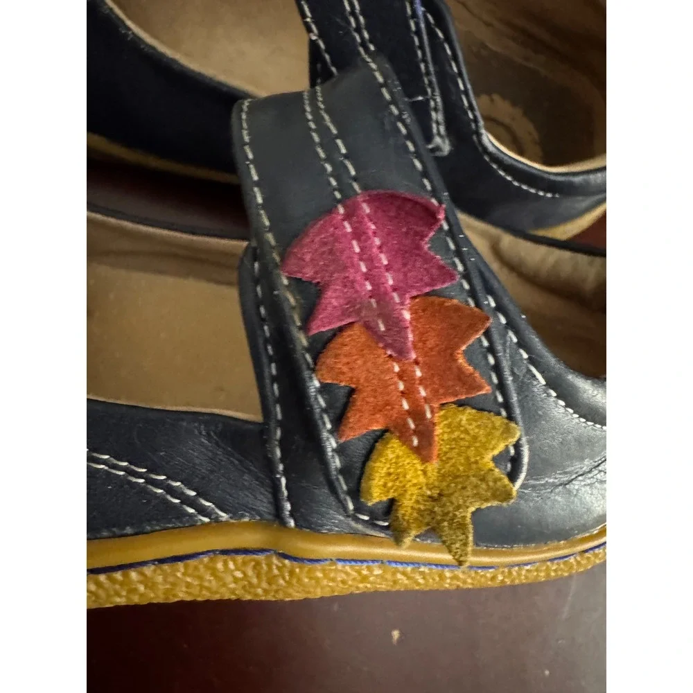 Livie & Luca Kids Size 13 Navy Leather Leaf Mary Jane Shoes Fall EUC